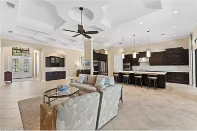 8828 Savona Ct, Naples, FL 34119 - Photo 5