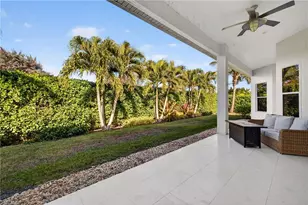 24920 Divot Dr, Bonita Springs, FL 34135 - Photo 23