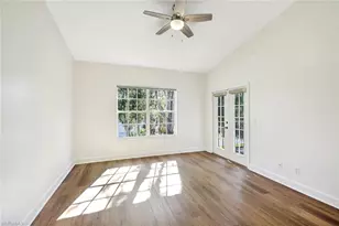 675 Wiggins Lake Dr, Naples, FL 34110 - Photo 11