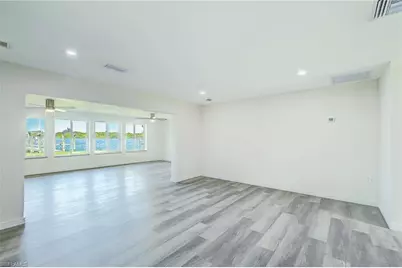 4867 E Riverside Dr, Fort Myers, FL 33905 - Photo 11