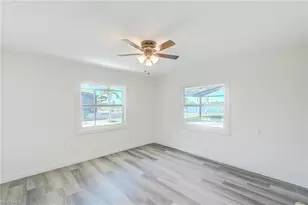 4867 E Riverside Dr, Fort Myers, FL 33905 - Photo 21