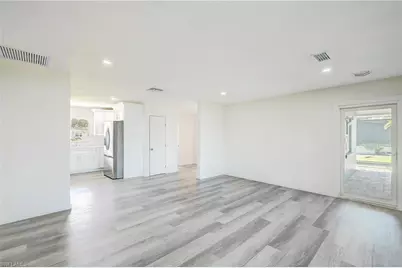 4867 E Riverside Dr, Fort Myers, FL 33905 - Photo 13