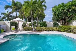 32 Las Brisas Way, Naples, FL 34108 - Photo 15