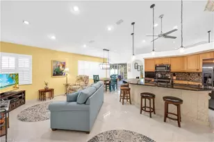 1335 Old Oak Ln, Naples, FL 34110 - Photo 11