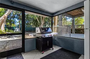 2563 Weeks Ave, Naples, FL 34112 - Photo 21