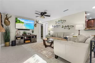 2563 Weeks Ave, Naples, FL 34112 - Photo 7