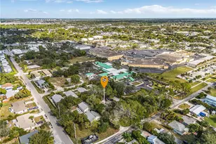 2563 Weeks Ave, Naples, FL 34112 - Photo 25