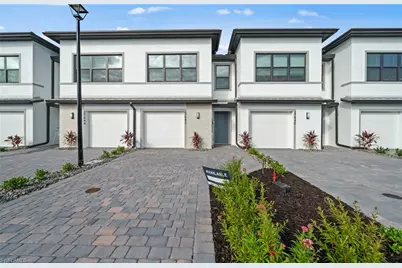 27902 Radiant Ct, Bonita Springs, FL 34135 - Photo 1