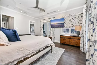 433 5th St S, Naples, FL 34102 - Photo 27