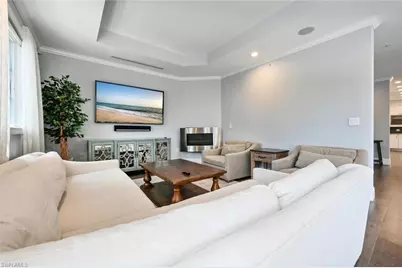 433 5th St S, Naples, FL 34102 - Photo 13