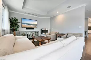 433 5th St S, Naples, FL 34102 - Photo 13