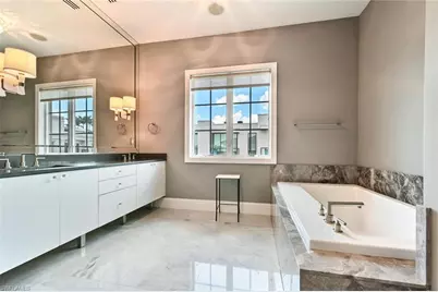 433 5th St S, Naples, FL 34102 - Photo 29