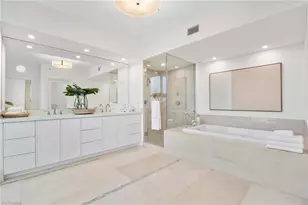 11125 Gulf Shore Dr, Naples, FL 34108 - Photo 35