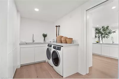 11125 Gulf Shore Dr #PH-1, Naples, FL 34108 - Photo 23