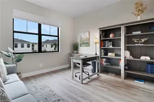 12973 Pembroke Dr, Naples, FL 34105 - Photo 19