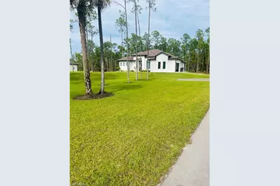 3677 8th Ave NE, Naples, FL 34120 - Photo 3