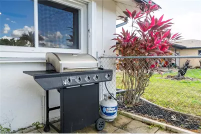 1433 SE 28th Ter, Cape Coral, FL 33904 - Photo 25