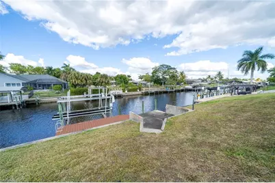 1433 SE 28th Ter, Cape Coral, FL 33904 - Photo 27