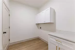 3625 NE 14th Pl, Cape Coral, FL 33909 - Photo 15