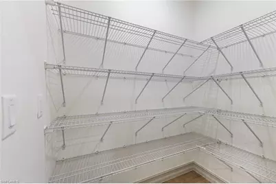 3625 NE 14th Pl, Cape Coral, FL 33909 - Photo 13