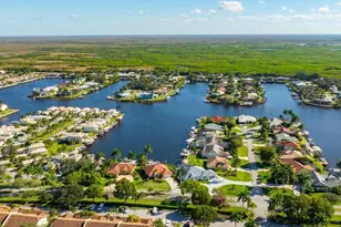 127 Newport Dr, Naples, FL 34114 - Photo 33