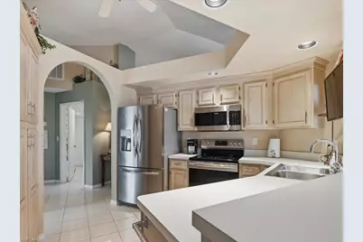 127 Newport Dr, Naples, FL 34114 - Photo 11