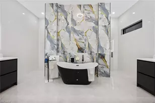 109 NE 5th Terrace, Cape Coral, FL 33909 - Photo 35