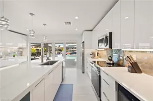 139 San Salvador St, Naples, FL 34113 - Photo 11