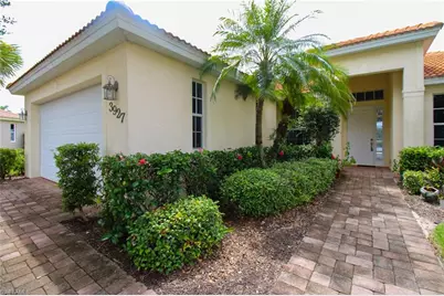 3927 Aurora Ct, Naples, FL 34116 - Photo 3