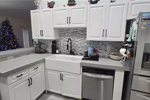 1812 NE 13th Ave, Cape Coral, FL 33909 - Photo 7