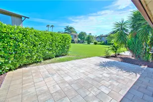 787 Palm View Dr, Naples, FL 34110 - Photo 15
