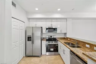 13150 Bella Casa Cir, Fort Myers, FL 33966 - Photo 9