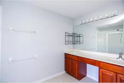 937 Hampton Cir, Naples, FL 34105 - Photo 25