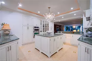 4201 Gulf Shore Blvd N, Naples, FL 34103 - Photo 13