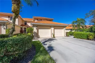 280 Robin Hood Cir, Naples, FL 34104 - Photo 1