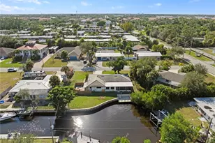 1013 Averly St, Fort Myers, FL 33919 - Photo 39