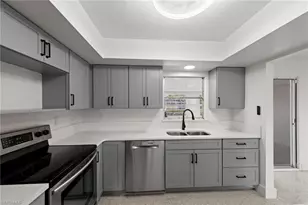 1013 Averly St, Fort Myers, FL 33919 - Photo 15