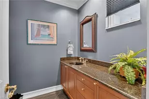 909 10th St S, Naples, FL 34102 - Photo 39