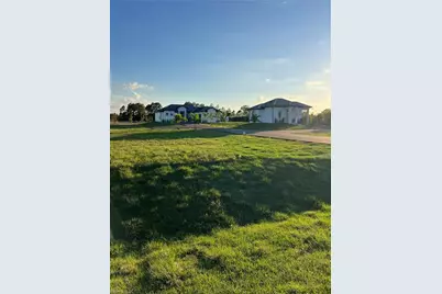 2594 43rd Ave NE, Naples, FL 34120 - Photo 1