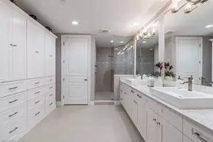 16382 Viansa Wy, Naples, FL 34110 - Photo 11