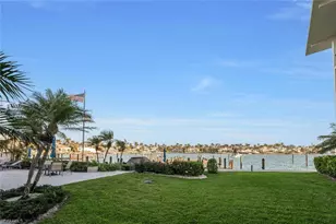 222 Harbour Dr, Naples, FL 34103 - Photo 27