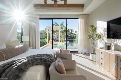 1990 7th St S, Naples, FL 34102 - Photo 19