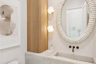 1990 7th St S, Naples, FL 34102 - Photo 17