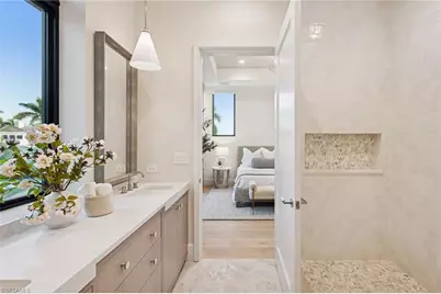 1990 7th St S, Naples, FL 34102 - Photo 31