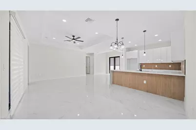 1121 Crocus St, Lehigh Acres, FL 33974 - Photo 7