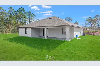 1121 Crocus St, Lehigh Acres, FL 33974 - Photo 31