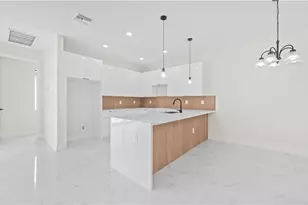 1121 Crocus St, Lehigh Acres, FL 33974 - Photo 9