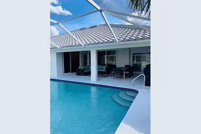 24900 Fairwinds Ln, Bonita Springs, FL 34135 - Photo 5