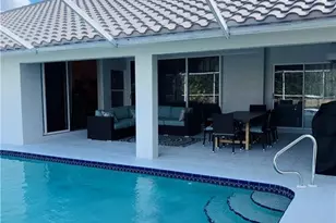 24900 Fairwinds Ln, Bonita Springs, FL 34135 - Photo 5