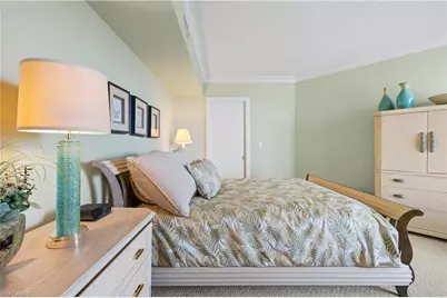 4021 Gulf Shore Blvd N #1804, Naples, FL 34103 - Photo 23